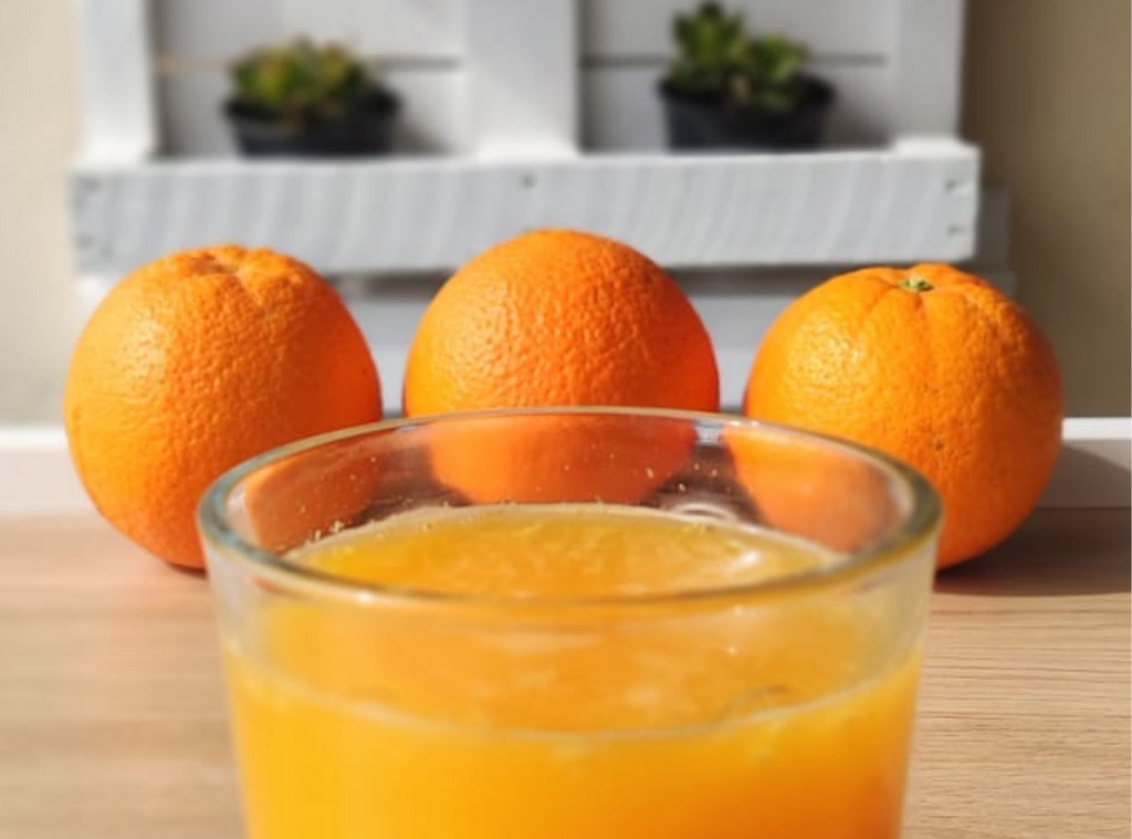 ¿Cuándo dar el primer zumo de naranja a tu bebé?